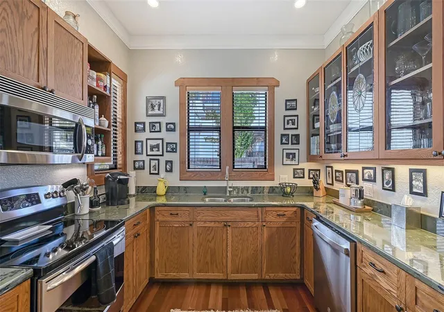 5th image of 1563 4Th St, Sarasota, FL 34236 | MLS# A4685670
