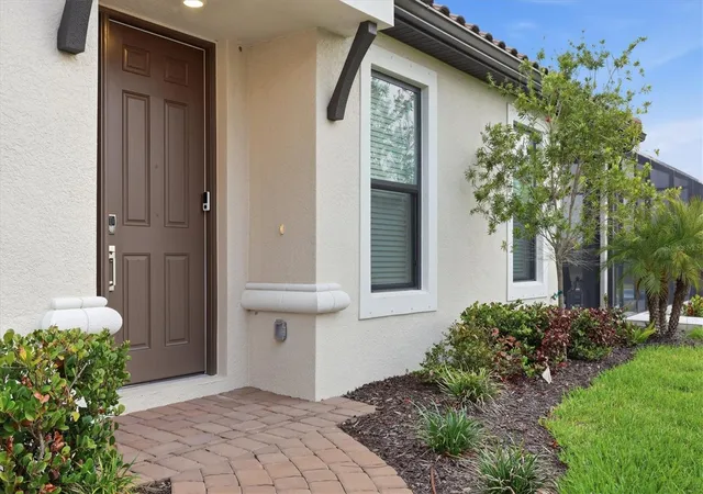 4th image of 3015 Tolmino Ct, Bradenton, FL 34211 | MLS# A4685674