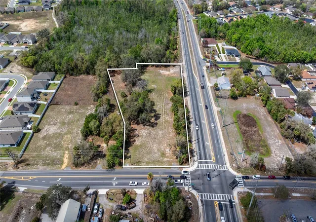 4th image of 711 Ronald Reagan Pkwy, Davenport, FL 33837 | MLS# O6389516