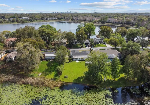 Photo 3 of Single family home for sale at 1501 Druid Isle Rd, Maitland, FL 32751 | MLS# O6389520 | Listing updated on 2026-10-02
