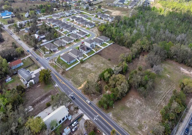 5th image of 6211 County Road 547 N, Davenport, FL 33837 | MLS# O6389526