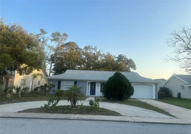 Photo 2 of Single family home for sale at 8302 Split Rail Ln, Hudson, FL 34667 | MLS# S5145524 | Listing updated on 2026-06-18