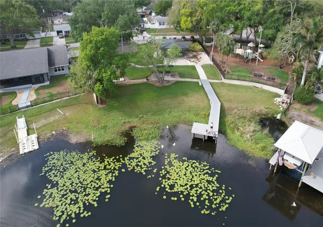 28th image of 3025 Samara Dr, Tampa, FL 33618 | MLS# TB8485204