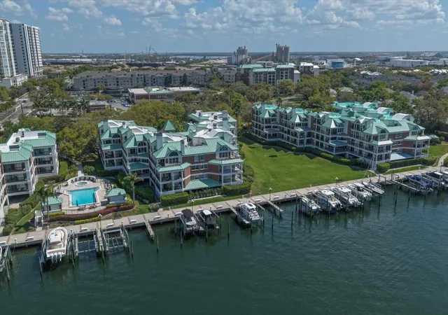 Homes for sale in Tampa, FL | 0 Seddon Cove Wy #19, Tampa, FL 33602 | MLS# TB8485208