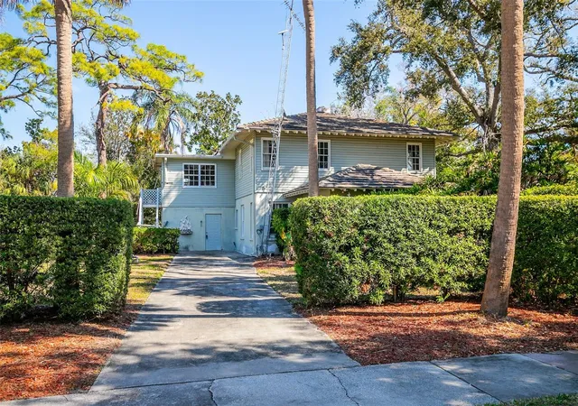 2nd image of 5013 Bay Shore Rd, Sarasota, FL 34234 | MLS# A4685711