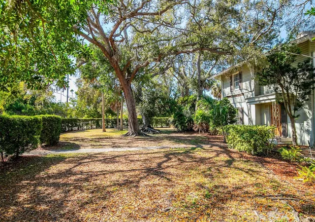 4th image of 5013 Bay Shore Rd, Sarasota, FL 34234 | MLS# A4685711