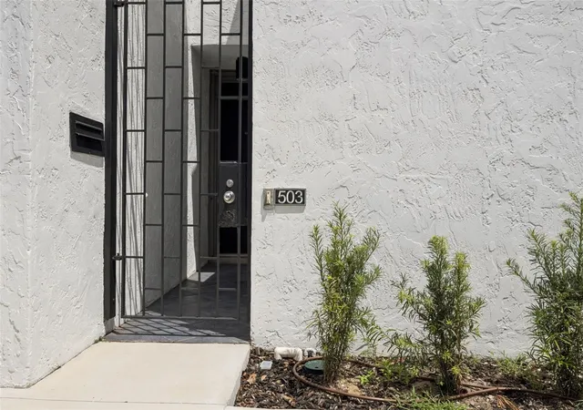 Photo 1 of Townhouse for sale at 503 Ave B Nw #503, Winter Haven, FL 33881 | MLS# P4938108 | Listing updated on 2026-09-14