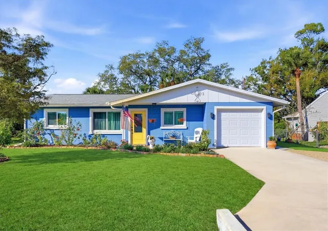 Photo 3 of Single family home for sale at 4452 Tortoise Rd, Venice, FL 34293 | MLS# N6143351 | Listing updated on 2026-08-21
