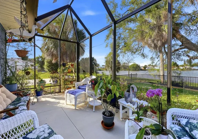 Photo 3 of Single family home for sale at 4452 Tortoise Rd, Venice, FL 34293 | MLS# N6143351 | Listing updated on 2026-08-21