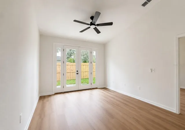 4th image of 1411 Oak Pl #A, Apopka, FL 32712 | MLS# O6389632