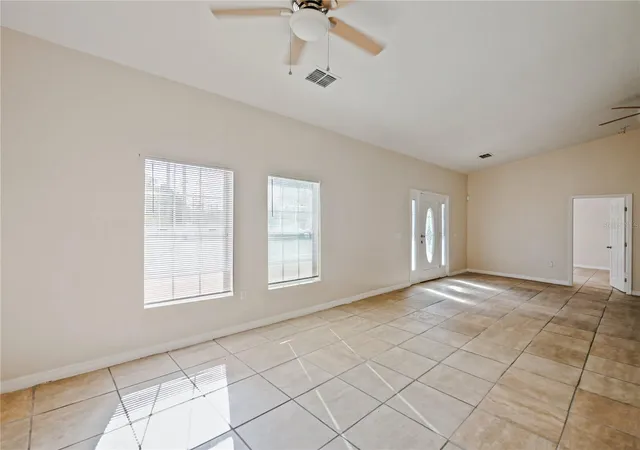 4th image of 4901 Balboa Dr, Orlando, FL 32808 | MLS# O6389648