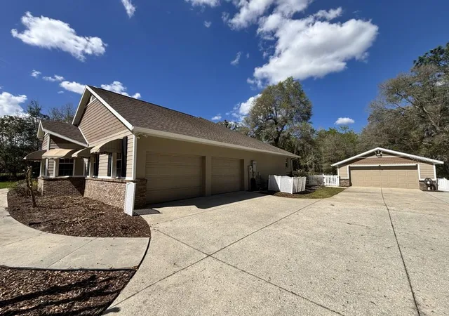 4th image of 1815 Se 89Th Ln, Ocala, FL 34480 | MLS# A4685759