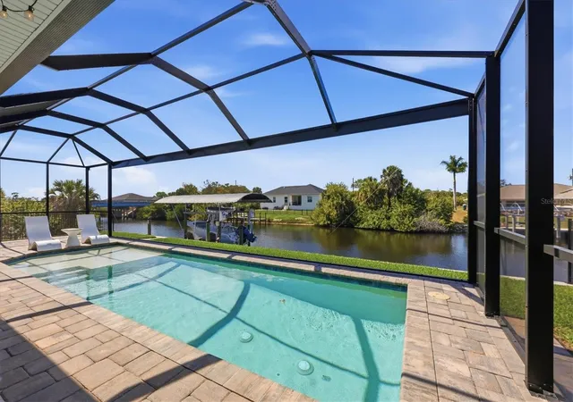 Photo 2 of Single family home for sale at 1022 Beekman Cir, Port Charlotte, FL 33953 | MLS# D6146551 | Listing updated on 2026-09-03