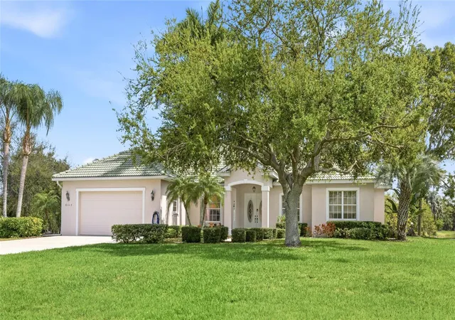 4th image of 6115 9Th Avenue Cir Ne, Bradenton, FL 34212 | MLS# A4685790
