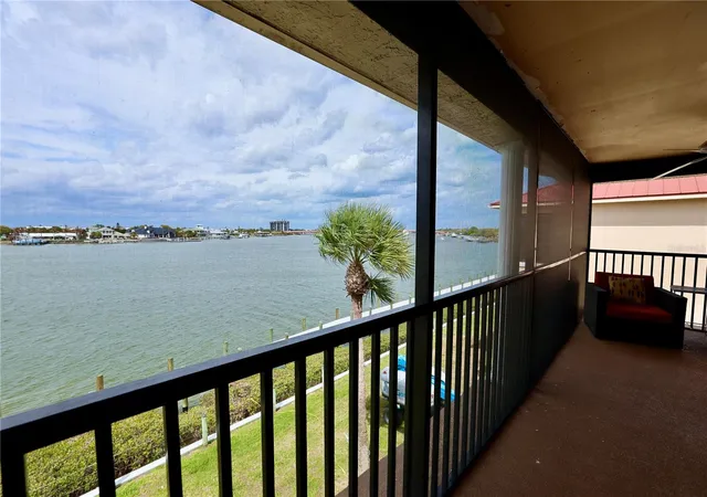 2nd image of 442 Bouchelle Dr #305, New Smyrna Beach, FL 32169 | MLS# NS1087602