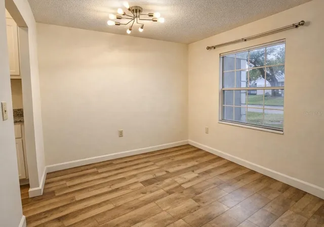 5th image of 1712 Belleair Forest Dr, Belleair, FL 33756