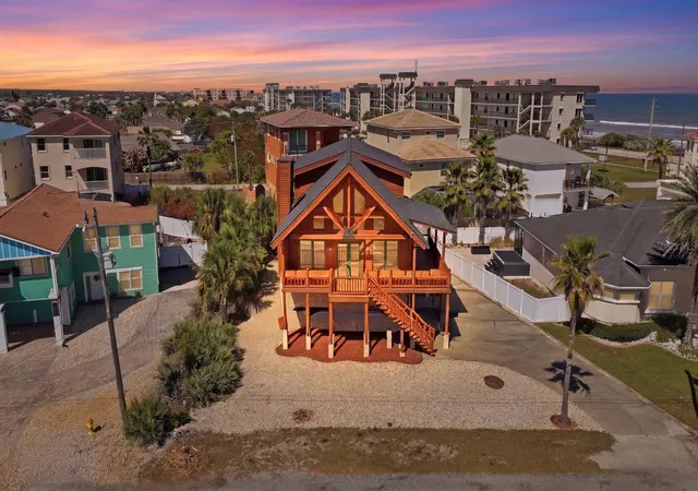 Photo 4 of Single family home for sale at 109 Avalon Dr, Ormond Beach, FL 32176 | MLS# FC316839 | Listing updated on 2026-09-30