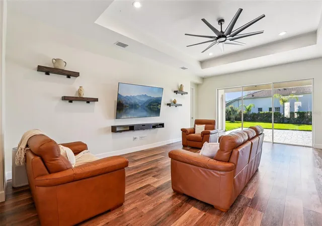 Photo 4 of Single family home for sale at 3326 Acacia Bay Ave, Wesley Chapel, FL 33543 | MLS# TB8485507 | Listing updated on 2026-08-21