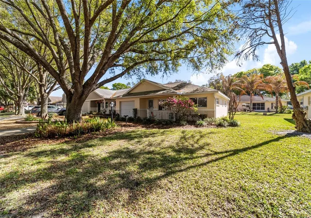 Photo 2 of Single family home for sale at 9725 Sw 94 Terrace #C, Ocala, FL 34481 | MLS# OM720616 | Listing updated on 2026-08-21