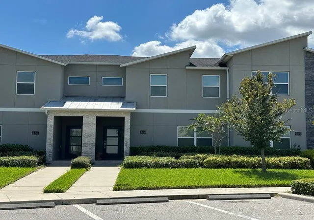 Photo 1 of Townhouse for sale at 468 Ocean Crse Ave, Davenport, FL 33896 | MLS# O6389824 | Listing updated on 2026-10-16