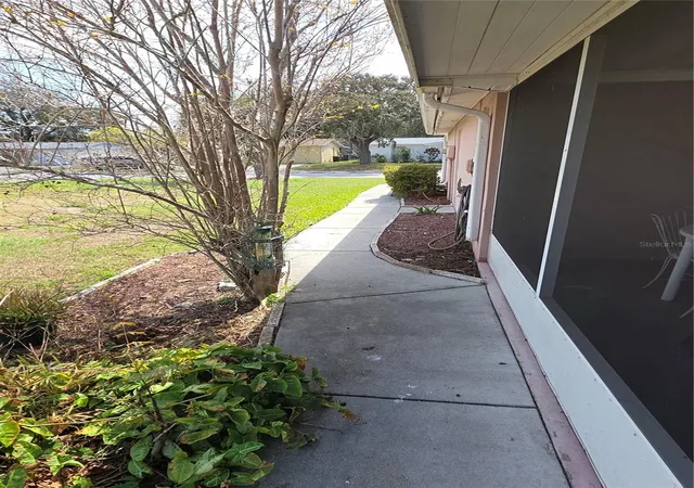 2nd image of 7207 Ashwood Dr, Port Richey, FL 34668 | MLS# W7883825