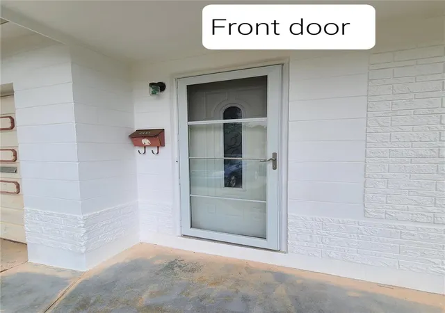 Photo 2 of Single family home for sale at 6885 29th Terrace N, Saint Petersburg, FL 33710 | MLS# TB8485549 | Listing updated on 2026-10-22