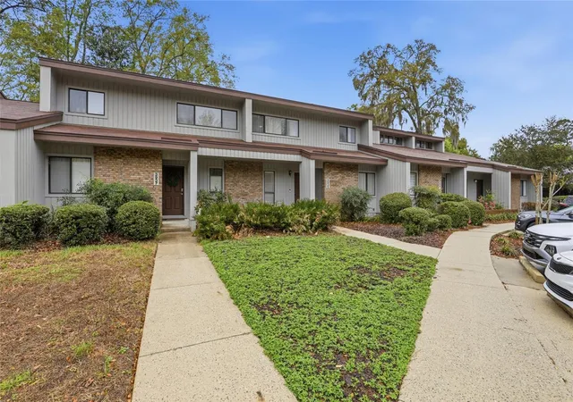 Photo 2 of Single family home for sale at 3939 Nw 29th Lane, Gainesville, FL 32606 | MLS# GC538371 | Listing updated on 2026-10-24