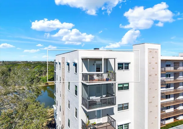2nd image of 8186 Terrace Garden Dr N #601, Saint Petersburg, FL 33709 | MLS# TB8485554
