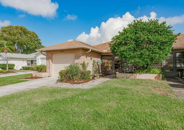 Photo 2 of Single family home for sale at 3305 Gorse Ct, Palm Harbor, FL 34684 | MLS# TB8485555 | Listing updated on 2026-10-04