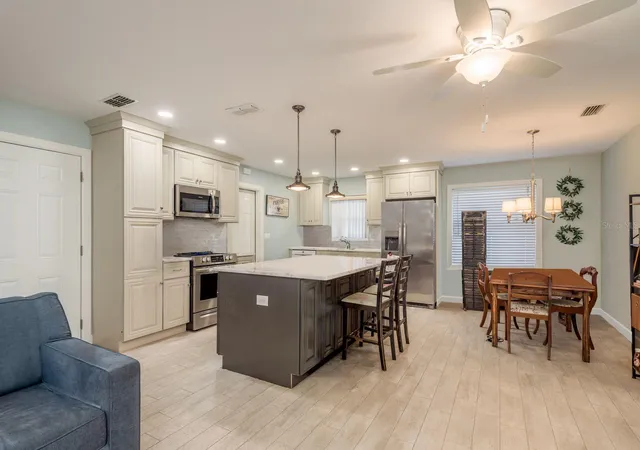 Photo 3 of Single family home for sale at 3305 Gorse Ct, Palm Harbor, FL 34684 | MLS# TB8485555 | Listing updated on 2026-10-04