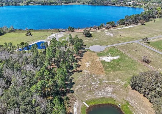 12th image of 20280 Shoreline Ranches Ln, Umatilla, FL 32784 | MLS# O6389874