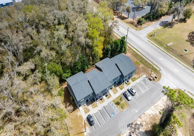 5th image of 3041 Sw 20Th St, Ocala, FL 34474 | MLS# TB8485579
