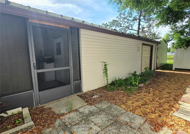 Photo 4 of Manufactured home for sale at 37408 Marta Ave, Zephyrhills, FL 33542 | MLS# TB8485590 | Listing updated on 2026-06-22