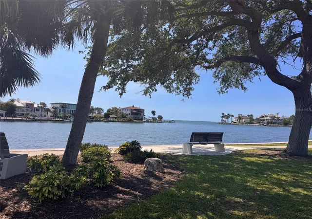 36th image of 4111 Sarasota Ave, Sarasota, FL 34234 | MLS# A4685876