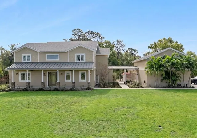 Photo 2 of Single family home for sale at 15503 Trotting Horse Ln, Tavares, FL 32778 | MLS# O6389957 | Listing updated on 2026-10-06