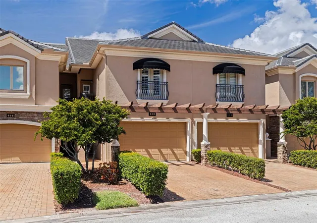 3rd image of 618 Saxony Blvd, Saint Petersburg, FL 33716 | MLS# TB8485666