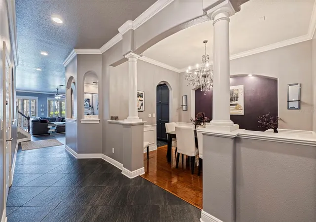 4th image of 618 Saxony Blvd, Saint Petersburg, FL 33716 | MLS# TB8485666
