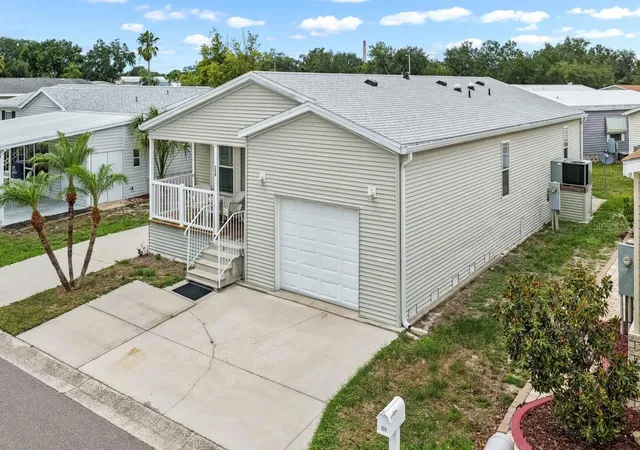 Photo 2 of Sale Pending at 209 S Port Royal Ln, Apollo Beach, FL 33572 | MLS# TB8485675 | Listing updated on 2026-09-30