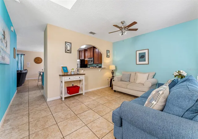 5th image of 1144 Cypress Pointe Blvd, Davenport, FL 33896 | MLS# S5145636