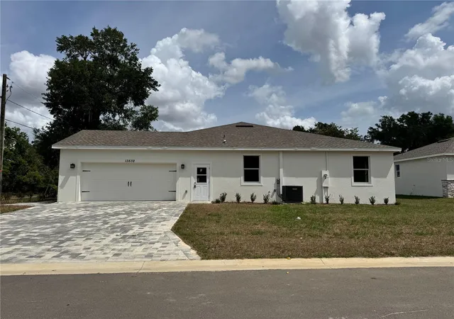 3rd image of 13532 14Th St, Dade City, FL 33525 | MLS# TB8485742