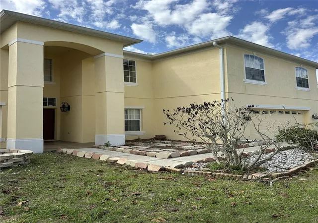 Photo 5 of Single family home for sale at 418 Marlberry Leaf Ct, Kissimmee, FL 34758 | MLS# S5145640 | Listing updated on 2026-08-11