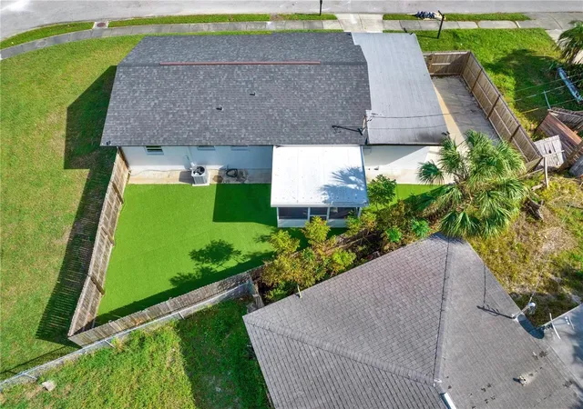 Photo 3 of Single family home for sale at 4916 Carlyle Rd, Tampa, FL 33615 | MLS# TB8485753 | Listing updated on 2026-08-26