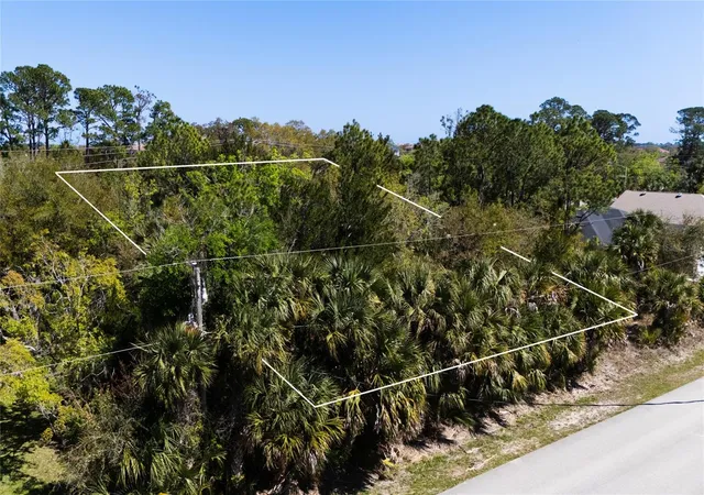 Photo 3 of Land for sale at 60 Coral Reef Ct N, Palm Coast, FL 32137 | MLS# FC316862 | Listing updated on 2026-04-10