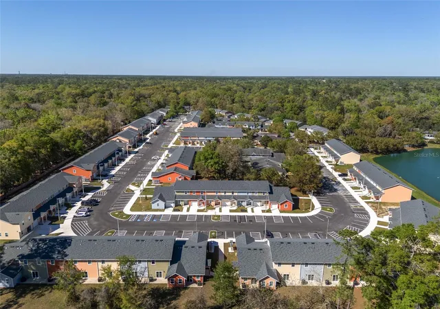 Homes for sale in Gainesville, FL | 1581 Nw 29th Road, Gainesville, FL 32605 | Houzeo