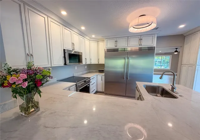 Photo 3 of Single family home for sale at 410 SW 56th Avenue, Plantation, FL 33317 | MLS# TB8485847 | Listing updated on 2026-08-17