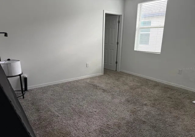 4th image of 3098 Laurel Oak Ln, Winter Haven, FL 33884 | MLS# O6390090