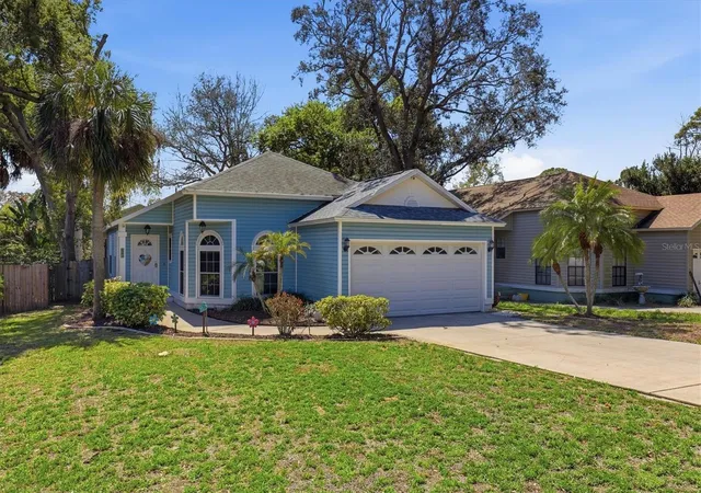 2nd image of 86 Highland Rd, Tarpon Springs, FL 34689 | MLS# TB8485865