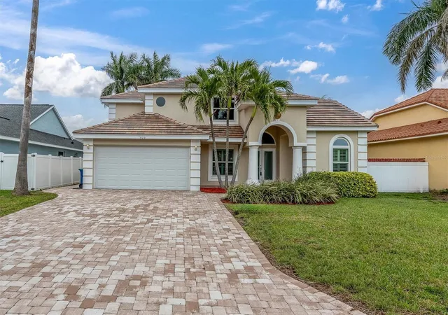 Homes for sale in Saint Petersburg, FL | 906 Landmark Cir S, Saint Petersburg, FL 33715 | MLS# TB8485877