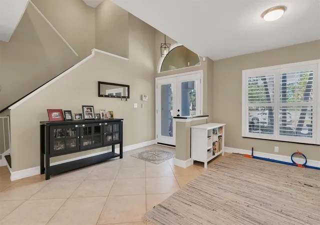 Homes for sale in Saint Petersburg, FL | 906 Landmark Cir S, Saint Petersburg, FL 33715 | MLS# TB8485877