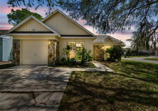 Photo 1 of Single family home for sale at 8301 Iberia Pl, Tampa, FL 33637 | MLS# TB8485878 | Listing updated on 2026-10-09